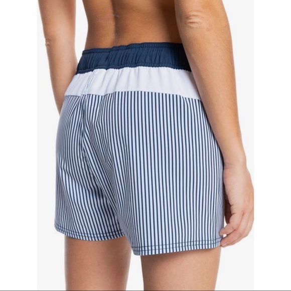 Roxy Roxy Sea Boardshort 5” - Picture 4 of 8